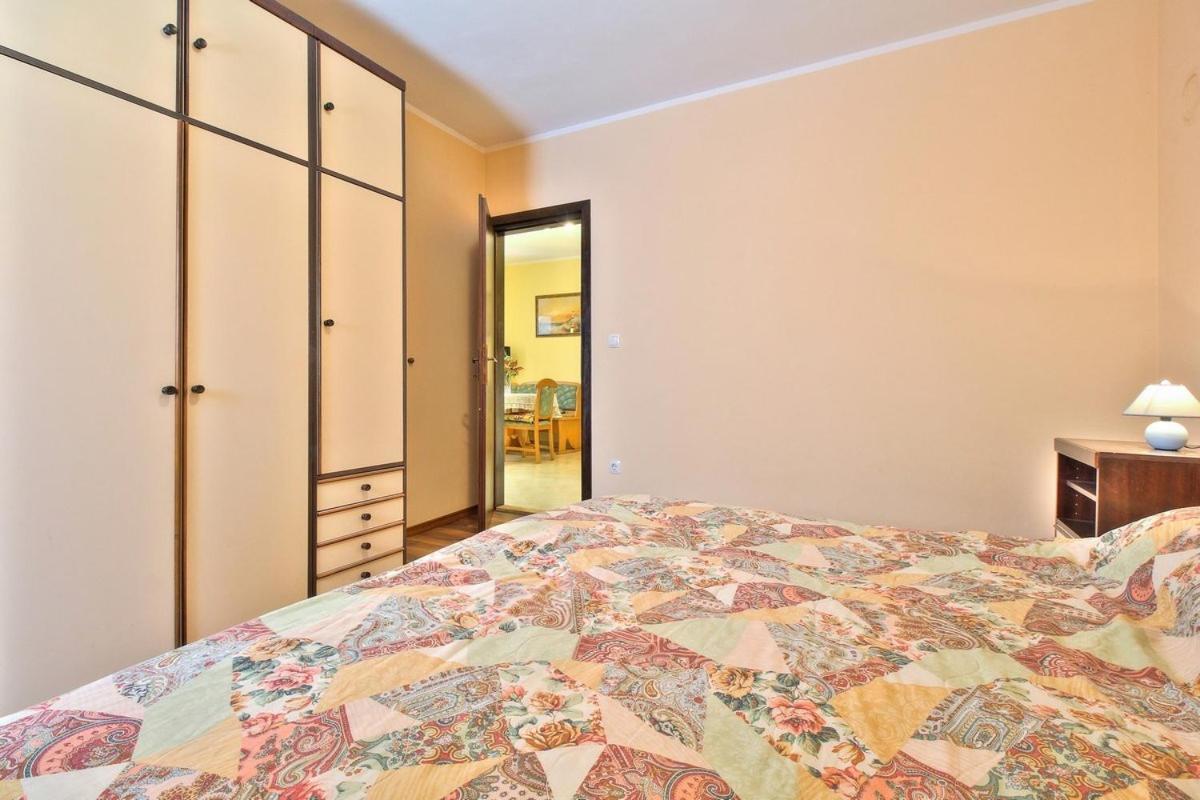 Lorena Apartments อูมัค ภายนอก รูปภาพ